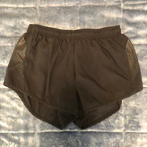 Oiselle Size 4 Distance Short - Black